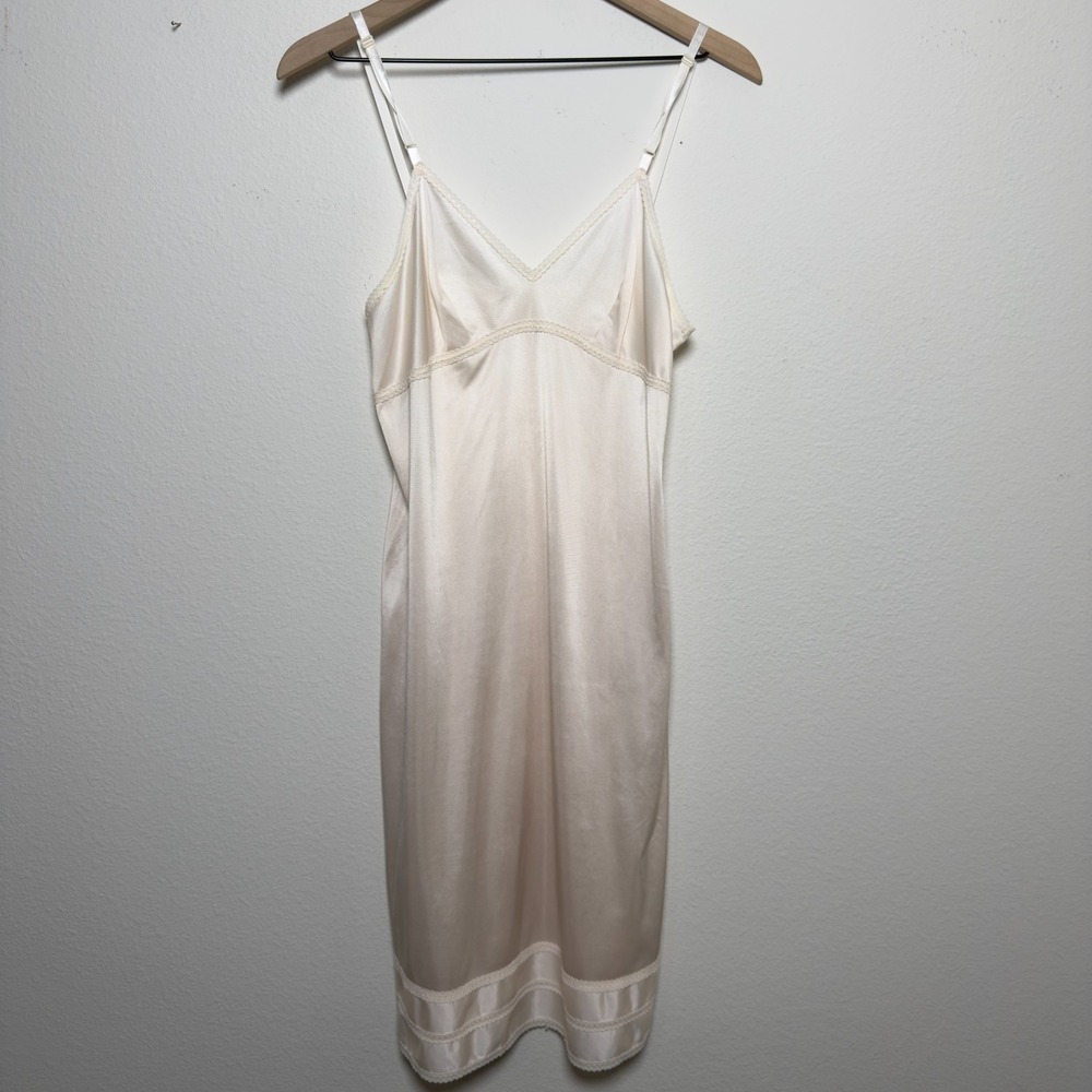 VTG 70s Lorraine Coquette Babydoll Slip Dress Medium Ivory  Lace Trim Ethereal‎